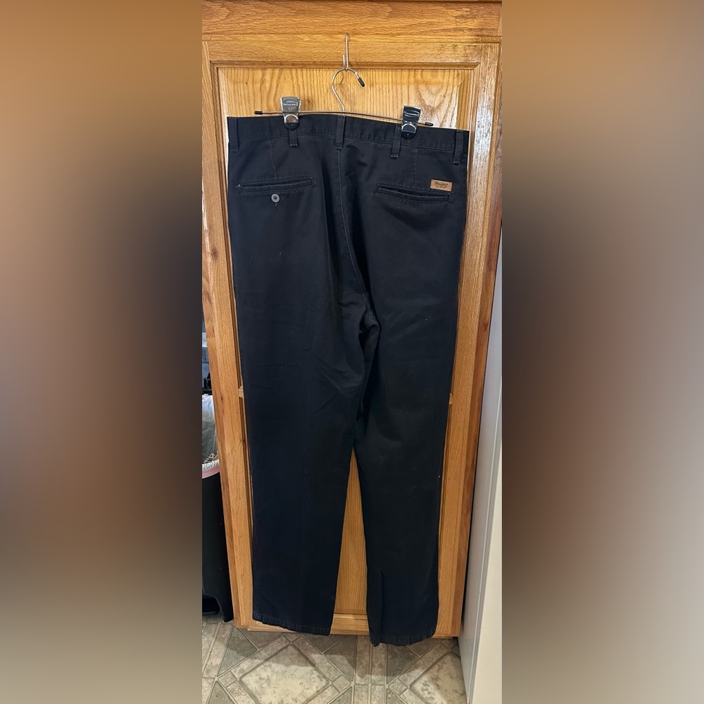 Mens Wrangler Riata Dress Pants